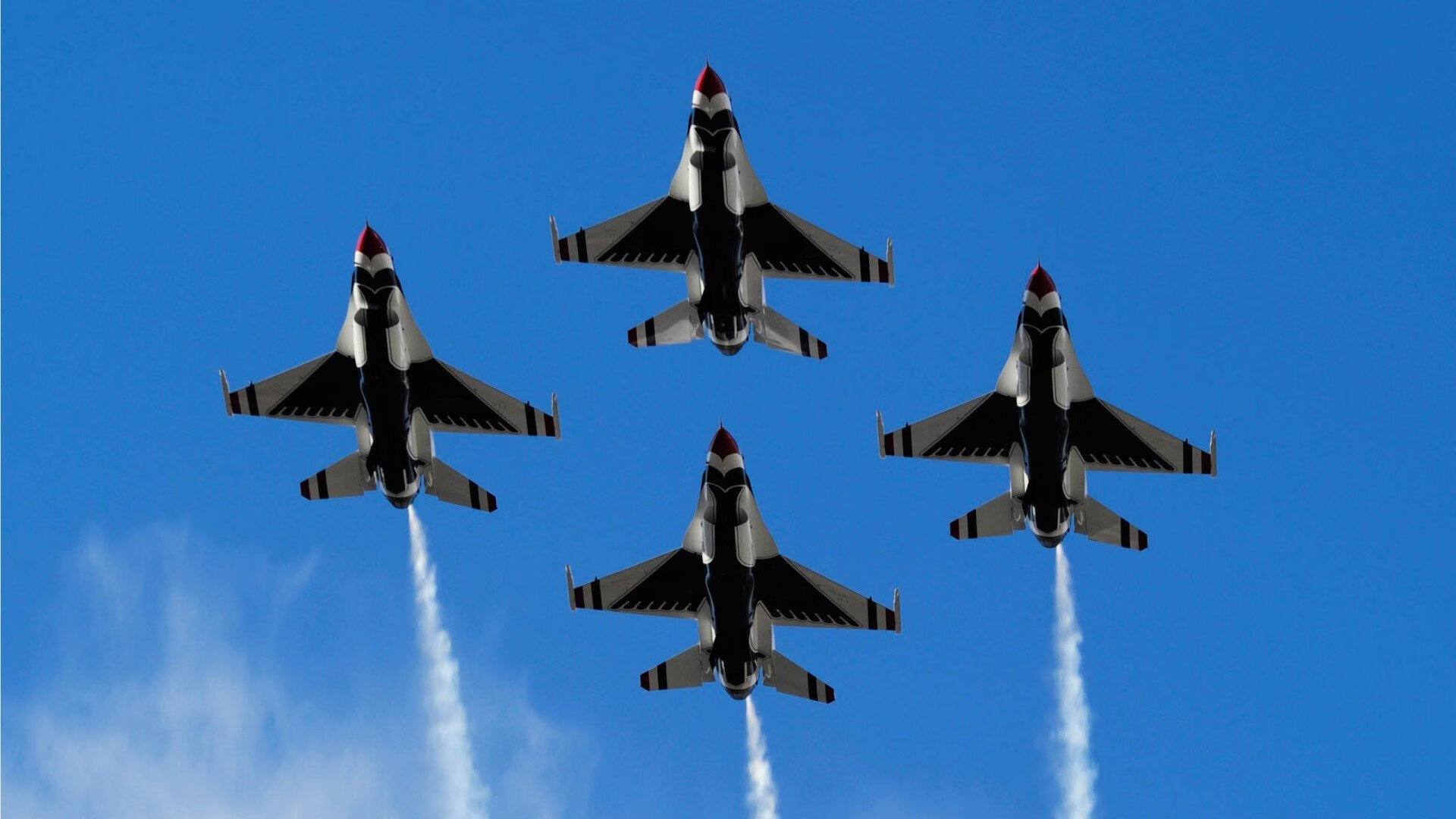 FB体育下载-曼城绝杀对手，欧冠四强悬念待揭晓！，曼城欧冠四强被淘汰