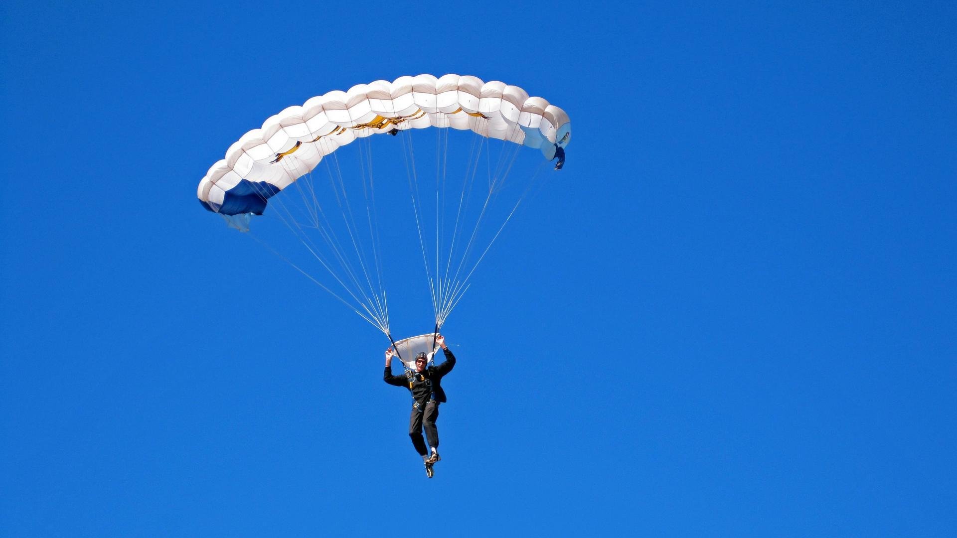 全球马拉松巡回赛，跑出健康新高度，国际马拉松全场